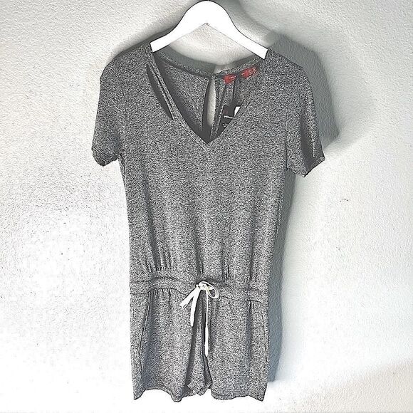 Grey cotton romper - Anthropologie Breeze Romper Tee shirt shorts NWT - Picture 3 of 16